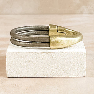 Double Strand Leather Breakaway Bracelet - Stargazer