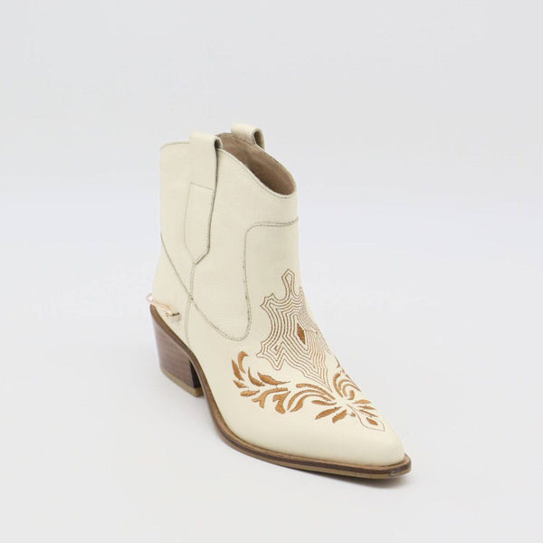 Joy western cowboy boots in off white leather women's shoes: Ivory / 38  (US 7 / 7.5)