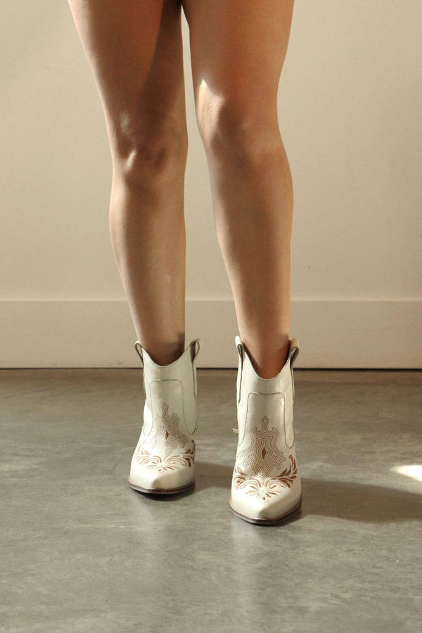 Joy western cowboy boots in off white leather women's shoes: Ivory / 38  (US 7 / 7.5)