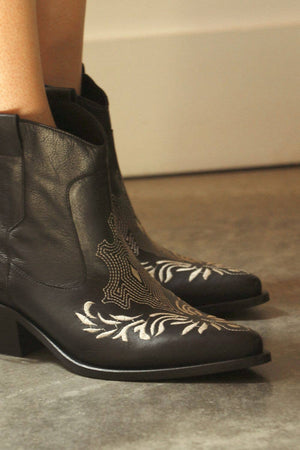 Joy western cowboy booties in black leather women's shoes: Black / 38  (US 7 / 7.5)