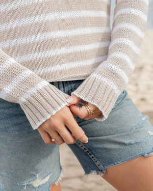 Eloise Henley Heart Sweater | Khaki-White