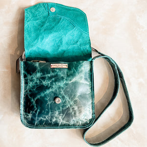 Free Spirit "midi x" Leather Bag