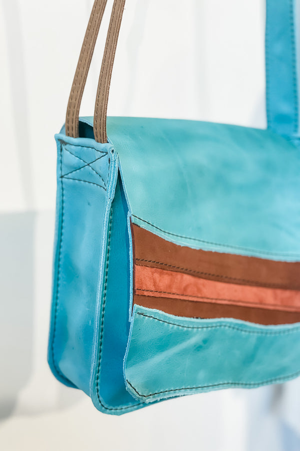 Free Spirit "midi x" Leather Bag in Endless Summer No.1
