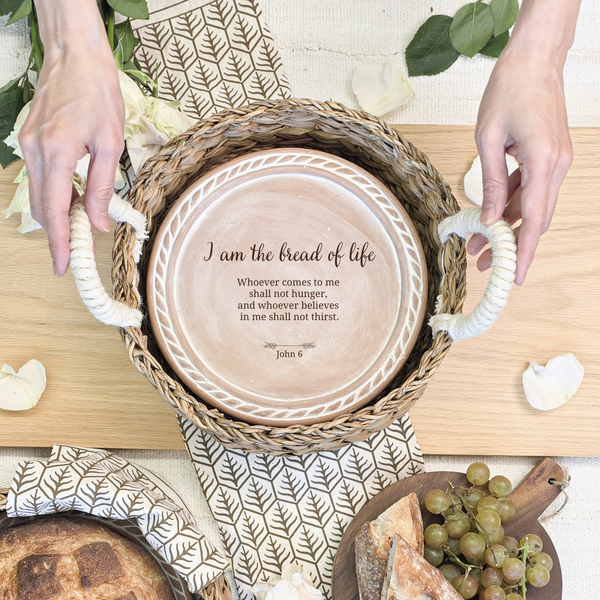Handmade Bread Warmer & Wicker Basket - Bible Round: Design 2