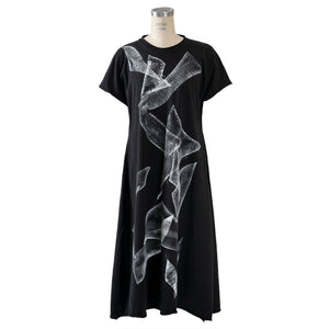 Darling Dress Graphic | Black
